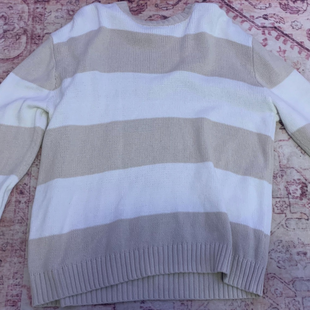 Hollister Striped Sweatshirt small but fits oversized beige and white
